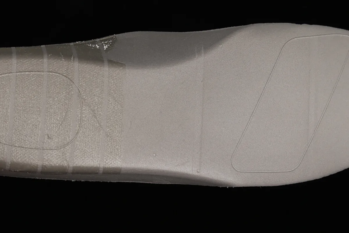 Nike LeBron 16 'Fresh Bred' Black/University Red #lebron 16 black and red