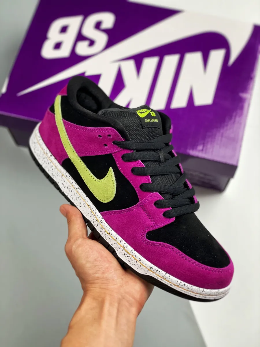 Nike SB Dunk Low Red Plum BQ6817-501 nike sb dunk red