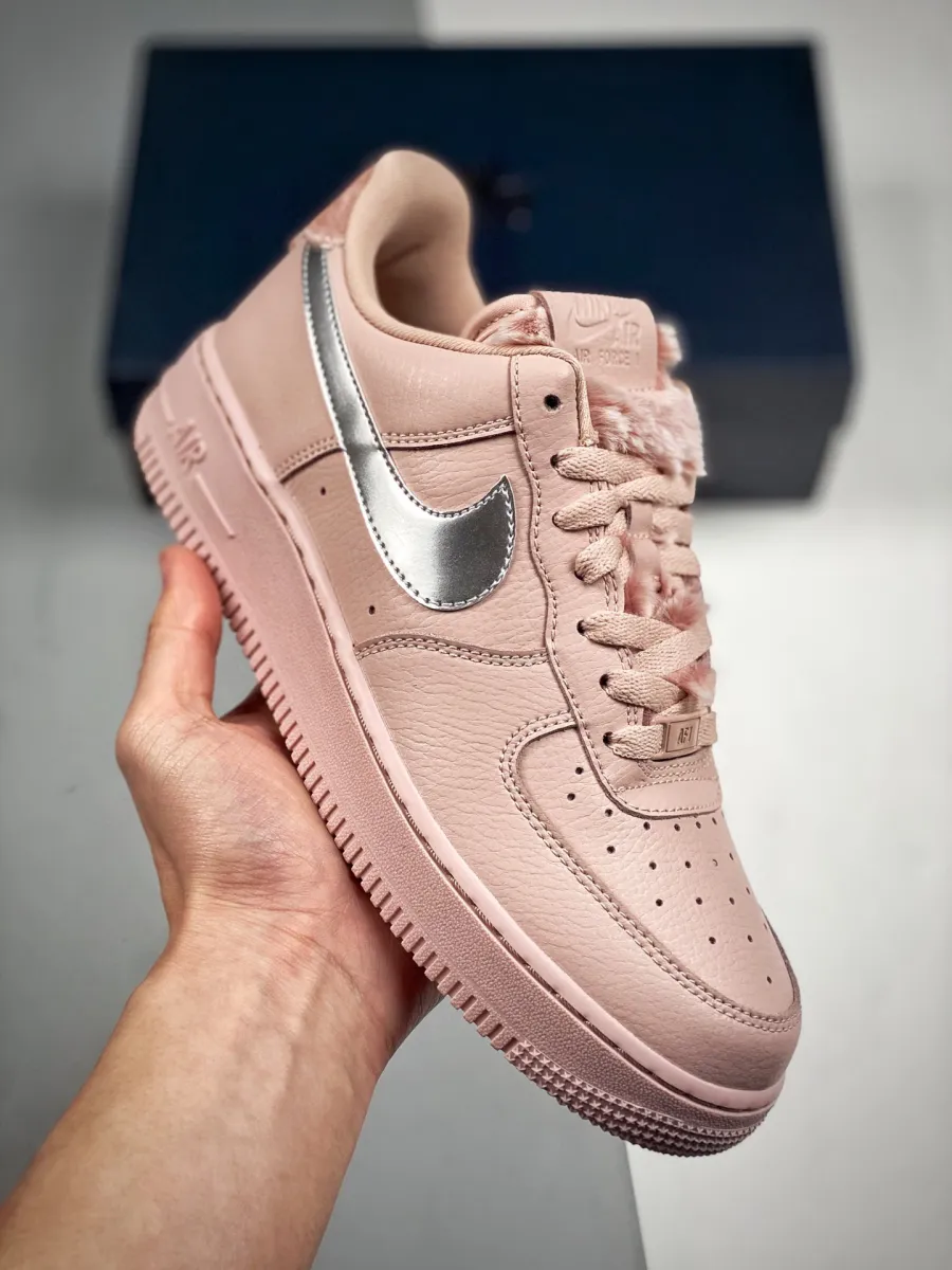 Nike Air Force 1 Pink Sherpa/Silver DO6724-601 / nike sherpa air force 1