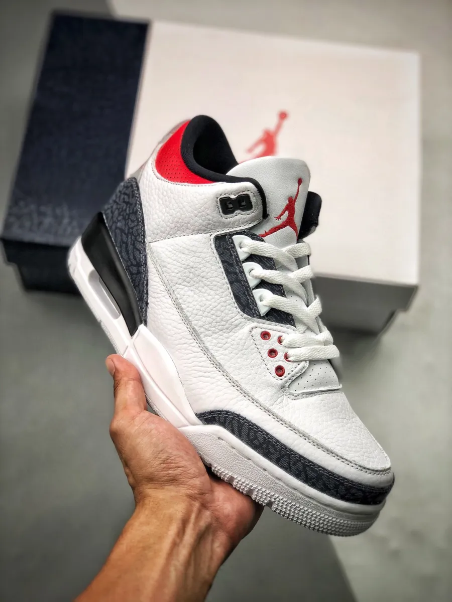 Air Jordan 3 SE Denim Fire Red Elephant Print / denim 3