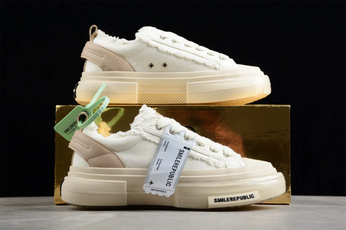 Nike Air Max 2090 Sail/Aurora/Summit White Air Max 2090 Summit White