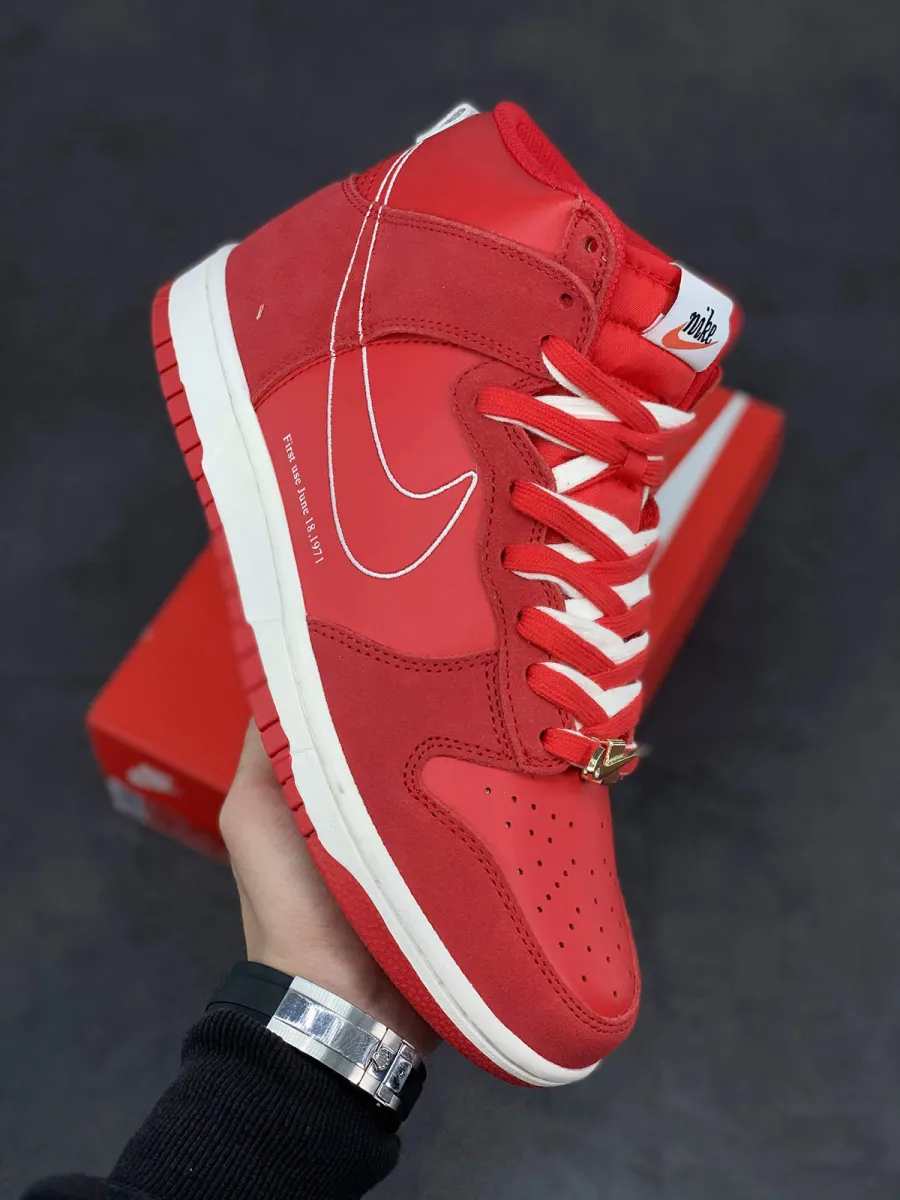Nike Dunk High First Use University Red DH0960-600 / dunk high first use red