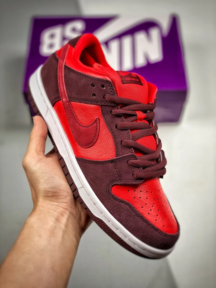 Kids Nike SB Dunk Low Cherry DM0807-600 Cherry Dunk