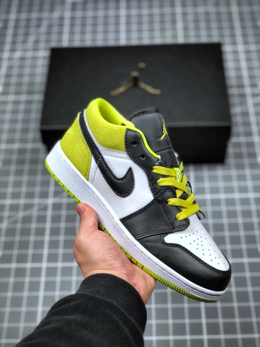 Air Jordan 1 Low 'Black Cyber' CK3022-003 Jordan 1 Cyber