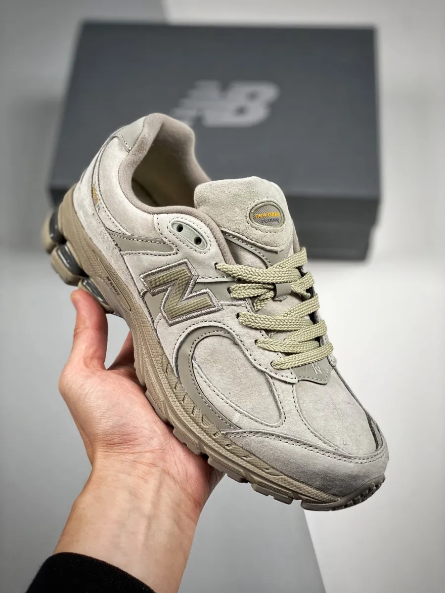 New Balance 2002R Deep Taupe ML2002RP