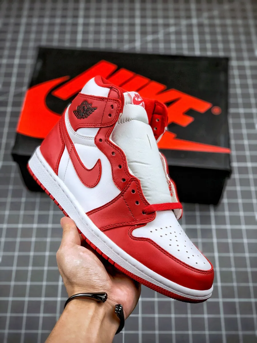 Air Jordan 1 High '85 'Chicago' Varsity Red/White-Black Chicago 85