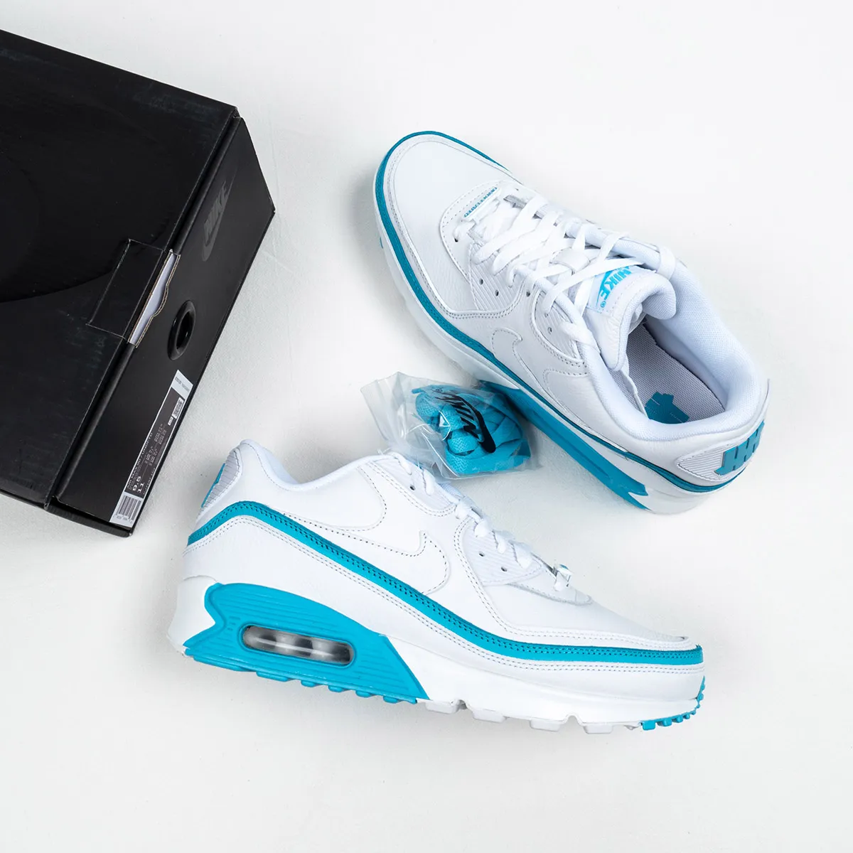 UNDEFEATED x Nike Air Max 90 White Blue CJ7197-102 - air max 90 x undefeated white/blue fury