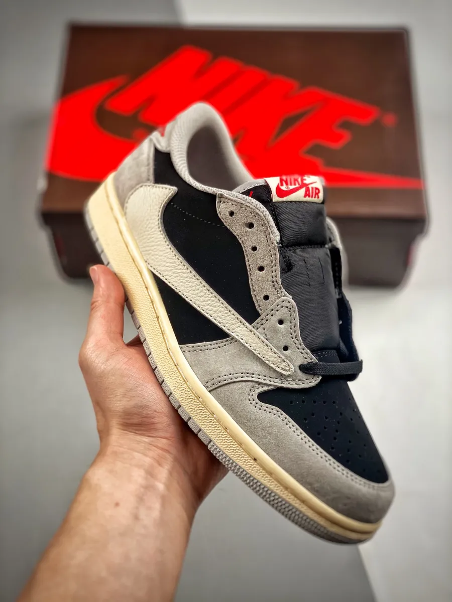 Travis Scott x Air Jordan 1 Low OG SP Grey/Black/Cream Travis Scott Jordan 1 Grey