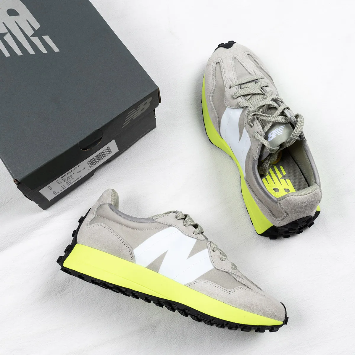 New Balance 327 Grey Neon Green / neon green new balance