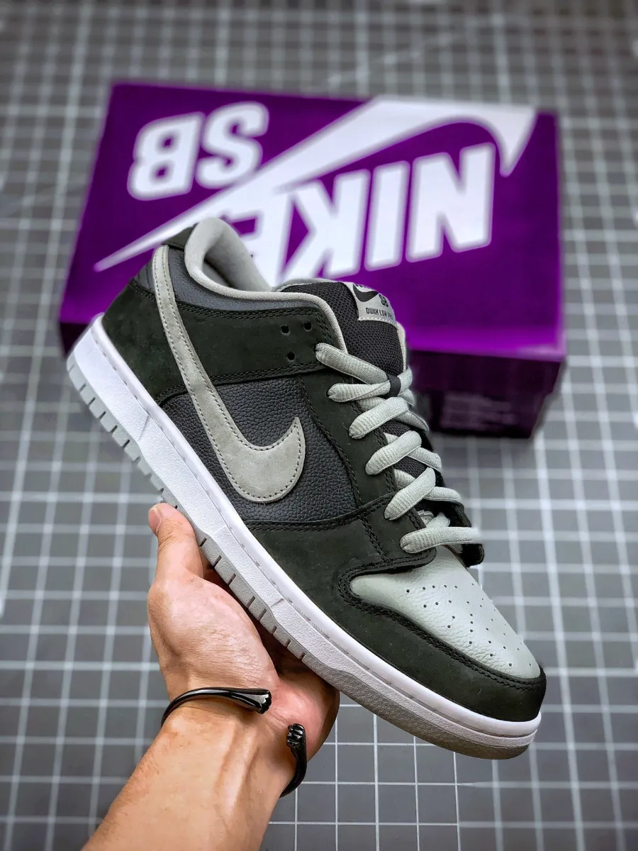 Nike SB Dunk Low J-Pack 'Shadow' BQ6817-007 / shadow grey dunks
