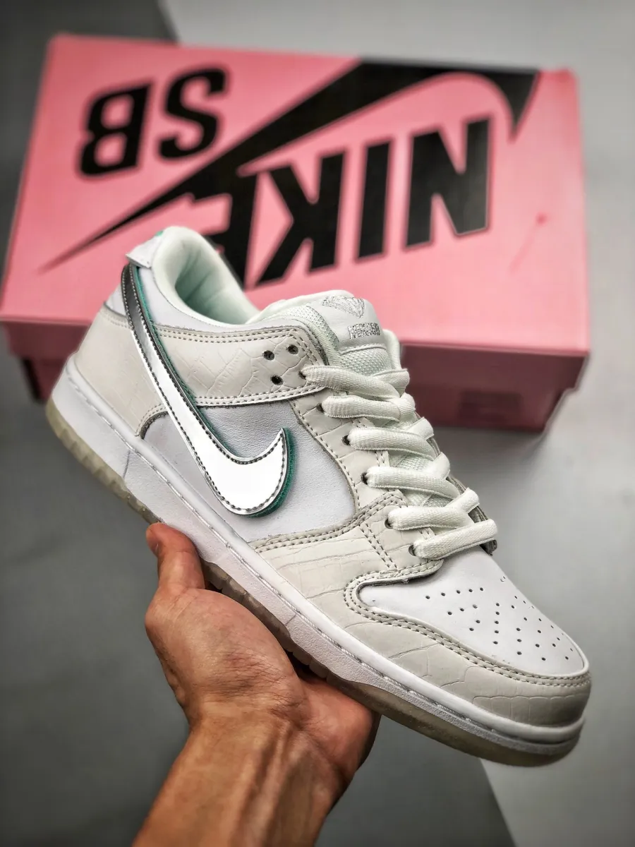 Diamond x Nike SB Dunk Low White - diamond dunk sb