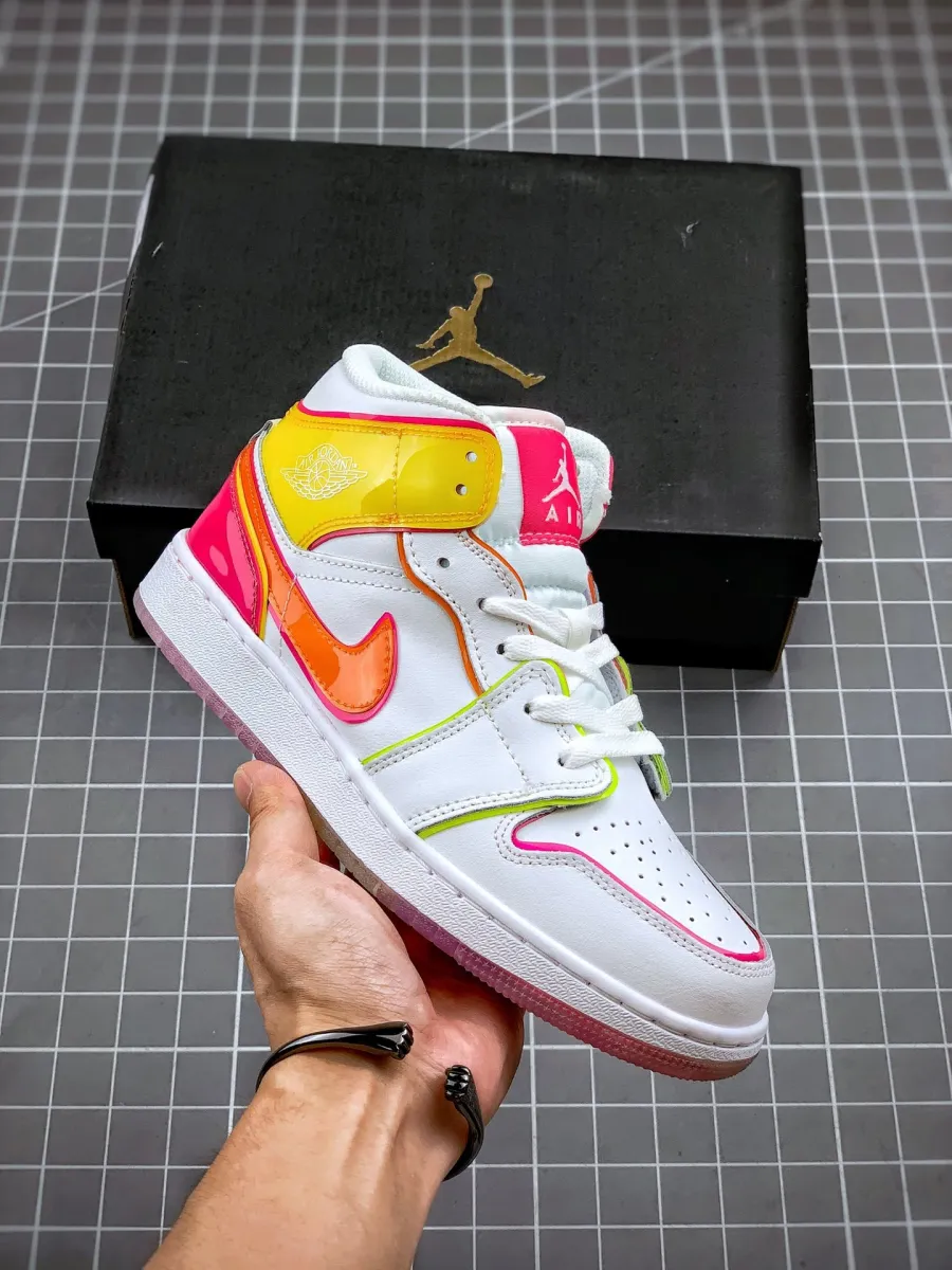 Wmns Air Jordan 1 Mid SE 'Edge Glow' CV4611-100 - air jordan 1 mid se gs 'edge glow'