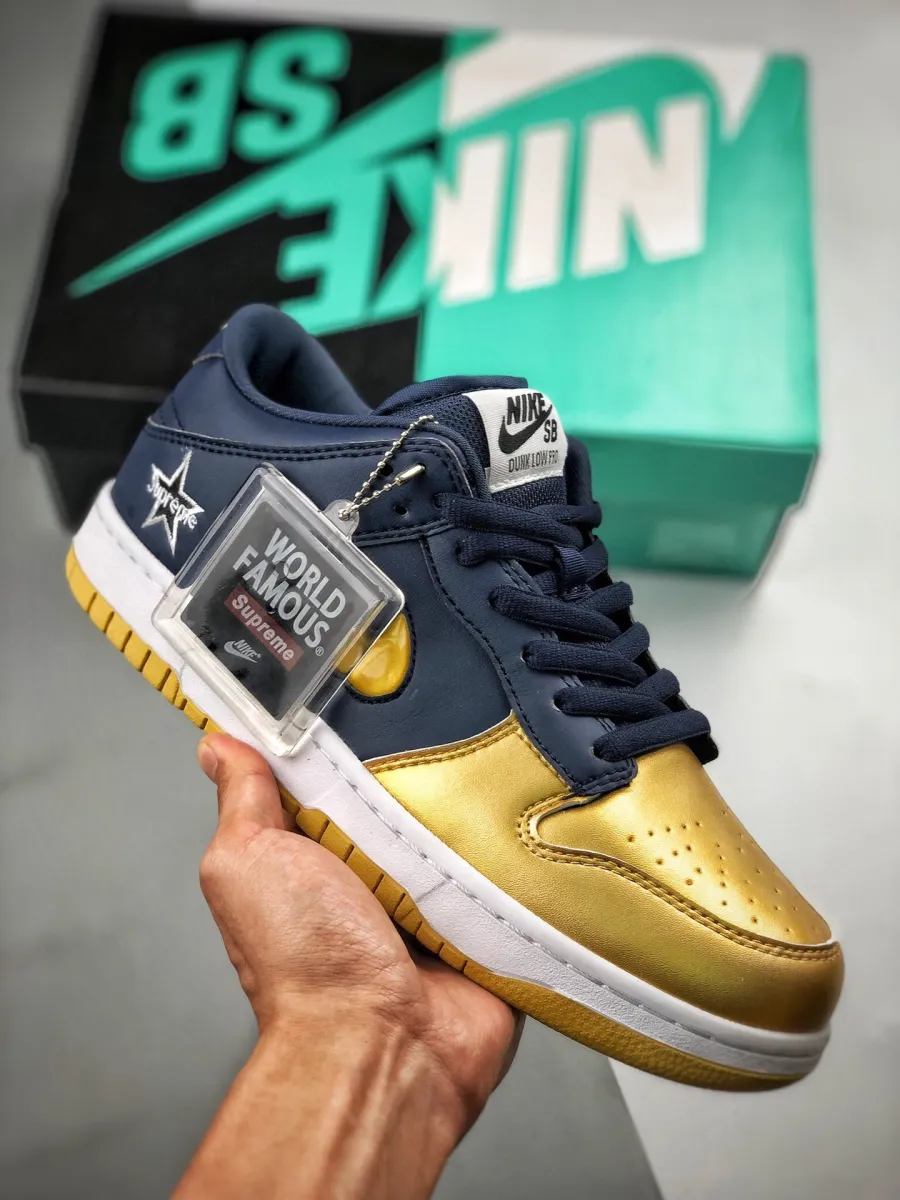 Supreme x Nike SB Dunk Low Gold Navy CK3480-700 / supreme goat