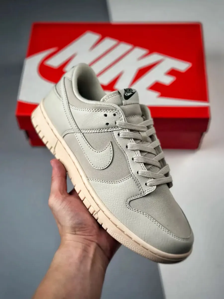 Nike Dunk Low Guava Ice , Nike Dunk Light Orewood Brown DZ2538-100